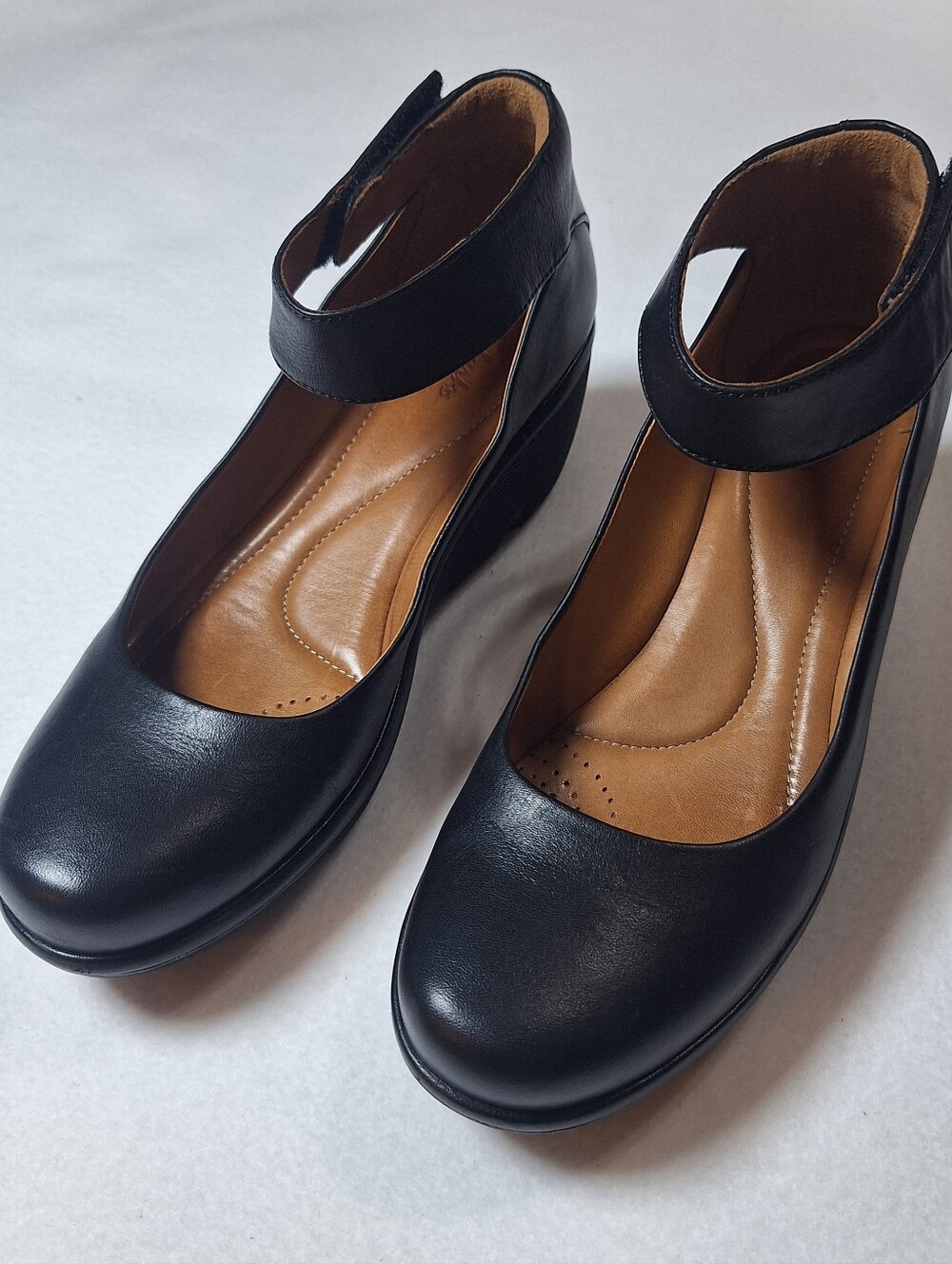 Clarks Black Clarene Tide Platform Wedge Shoes 8.5 Pumps Ankle Straps Leather